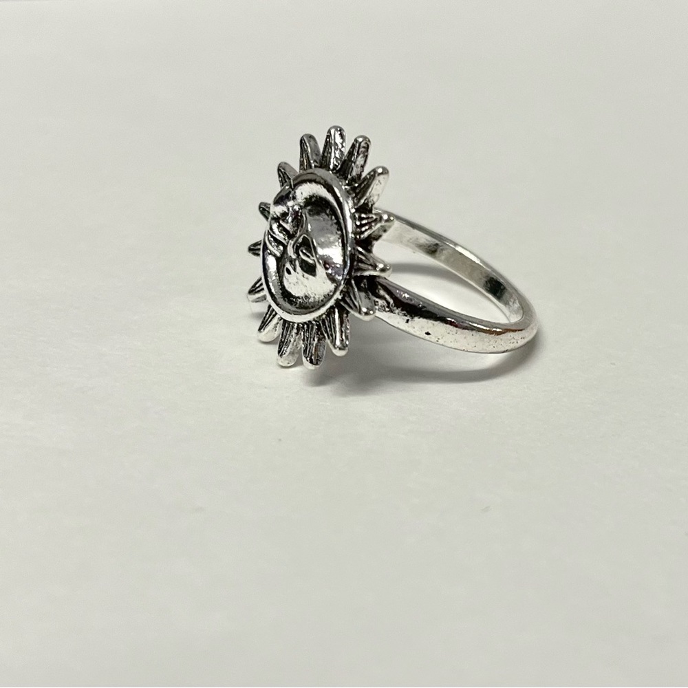 Vintage silver style smiling sun ring